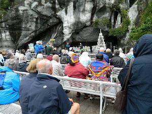 2014 08 11 AU 16 LOURDES PELERINAGE AVEC L AOBR  (75)